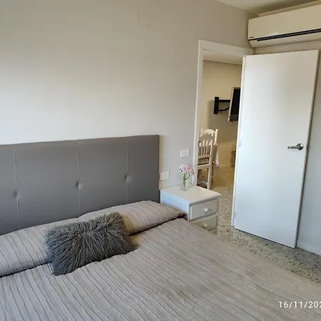 Marenyet 8 Appartement *